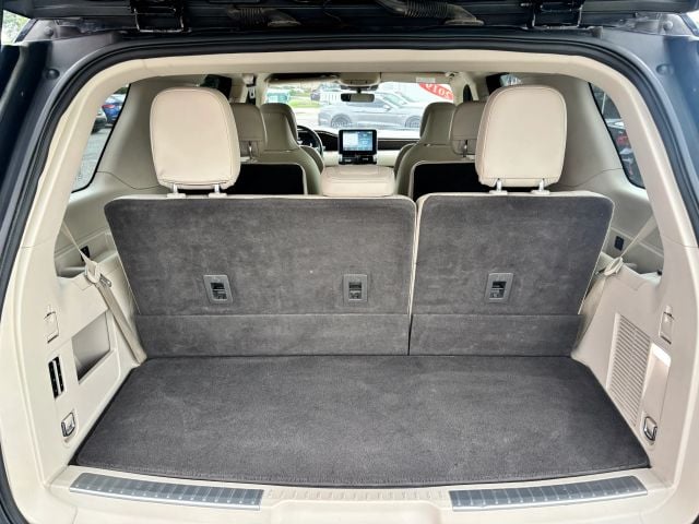 Pre-Owned 2019 Lincoln Navigator Select Sport Utility 4D - photo - 19