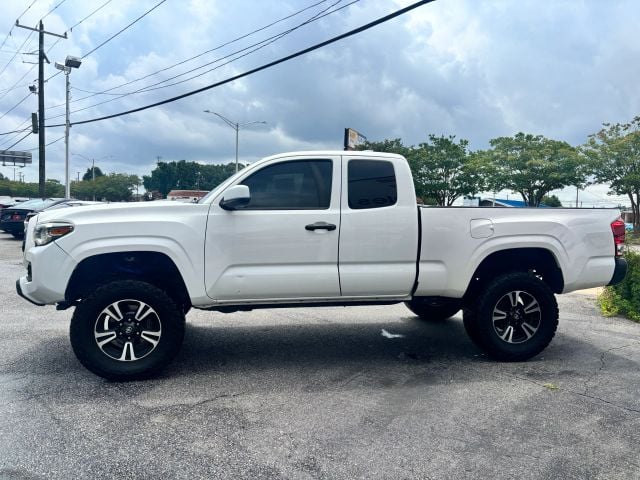 Pre-Owned 2020 Toyota Tacoma Access Cab SR Pickup 4D 6 ft - photo - 6