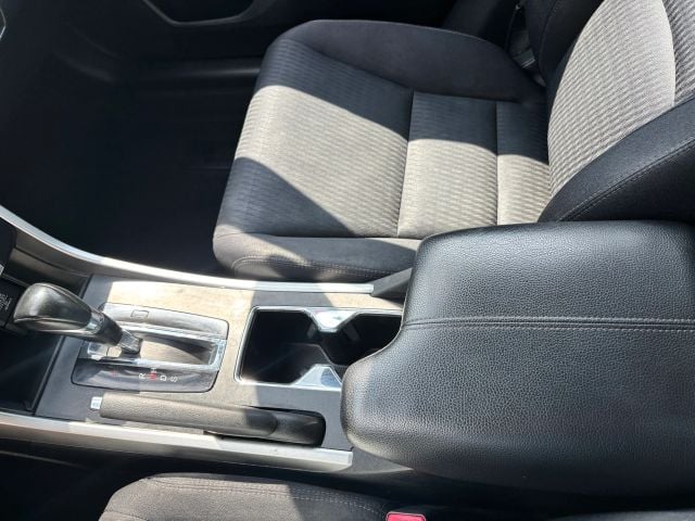 Pre-Owned 2015 Honda Accord Sport Sedan 4D - photo - 14