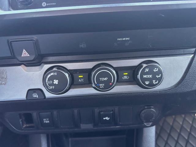 Pre-Owned 2020 Toyota Tacoma Access Cab SR Pickup 4D 6 ft - photo - 20