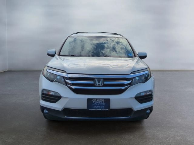Pre-Owned 2017 Honda Pilot Touring Sport Utility 4D - photo - 7