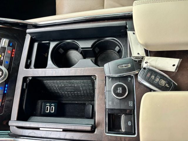 Pre-Owned 2019 Lincoln Navigator Select Sport Utility 4D - photo - 27
