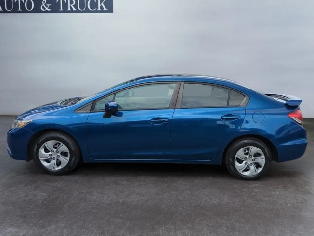 Pre-Owned 2015 Honda Civic LX Sedan 4D - photo - 1