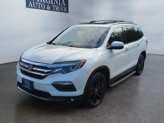 Pre-Owned 2017 Honda Pilot Touring Sport Utility 4D - photo - 0