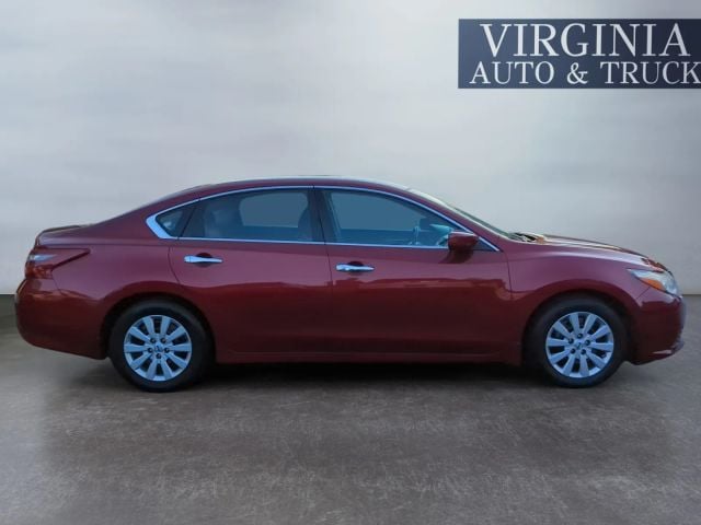 Pre-Owned 2018 Nissan Altima 2.5 S Sedan 4D - photo - 5