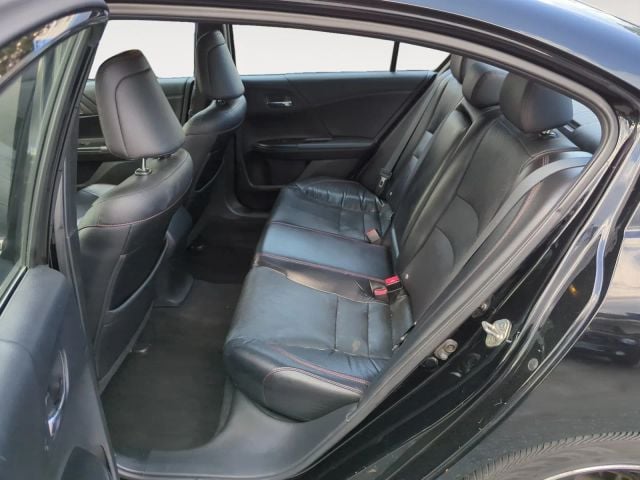 Pre-Owned 2017 Honda Accord Sport SE Sedan 4D - photo - 13