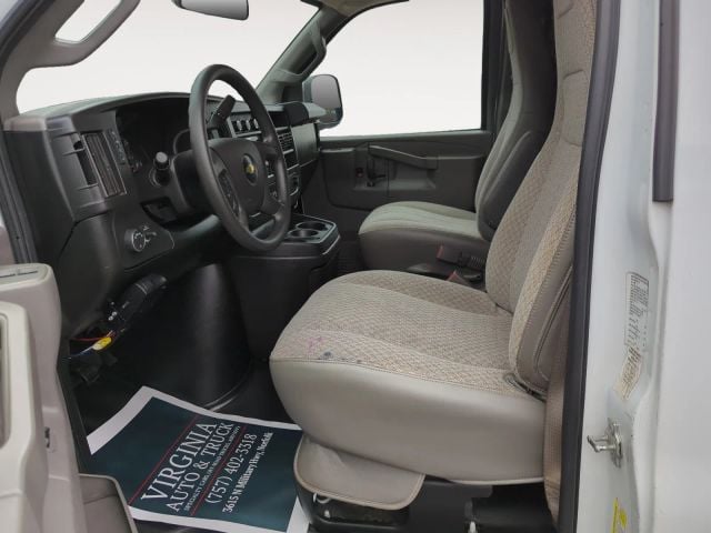 Pre-Owned 2019 Chevrolet Express 2500 Cargo Van 3D - photo - 10