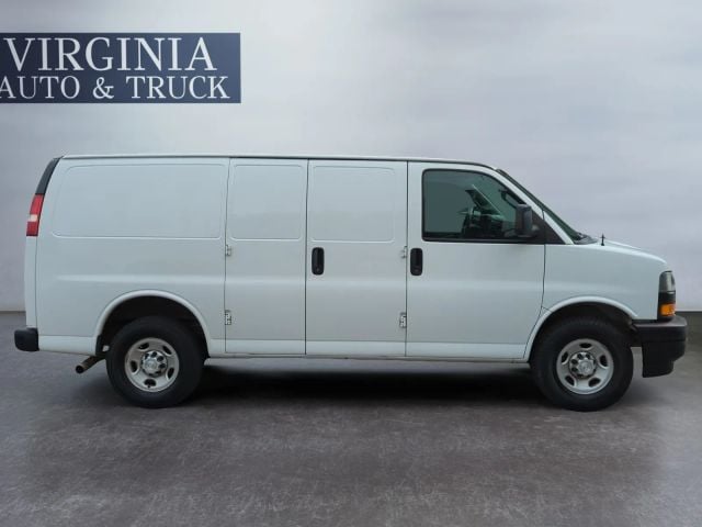 Pre-Owned 2019 Chevrolet Express 2500 Cargo Van 3D - photo - 5