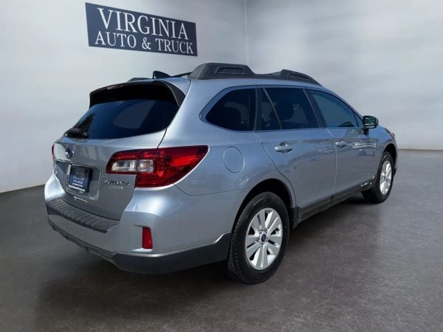 Pre-Owned 2017 Subaru Outback 2.5i Premium Wagon 4D - photo - 7