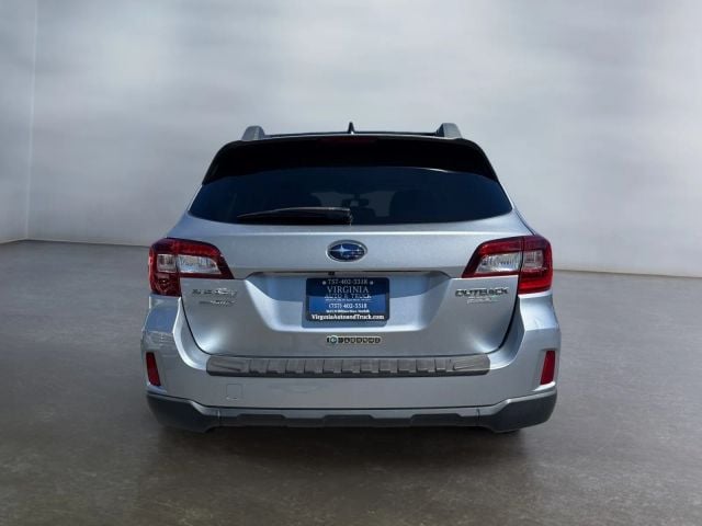 Pre-Owned 2017 Subaru Outback 2.5i Premium Wagon 4D - photo - 5