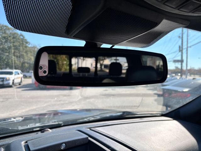 Pre-Owned 2019 Ford F150 SuperCrew Cab Platinum Pickup 4D 5 1/2 ft - photo - 31
