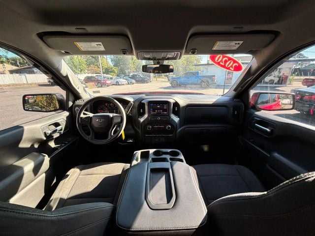Pre-Owned 2020 Chevrolet Silverado 1500 Crew Cab Custom Trail Boss Pickup 4D 5 3/4 ft - photo - 18