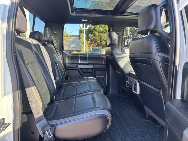 Pre-Owned 2017 Ford F150 SuperCrew Cab Raptor Pickup 4D 5 1/2 ft - photo - 21