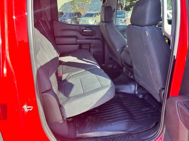 Pre-Owned 2020 Chevrolet Silverado 1500 Crew Cab Custom Trail Boss Pickup 4D 5 3/4 ft - photo - 17