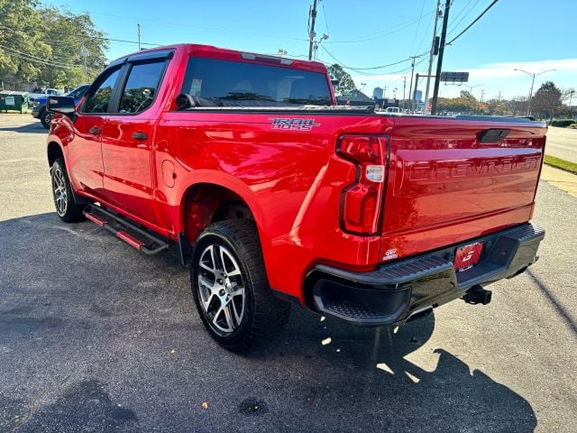 Pre-Owned 2020 Chevrolet Silverado 1500 Crew Cab Custom Trail Boss Pickup 4D 5 3/4 ft - photo - 4