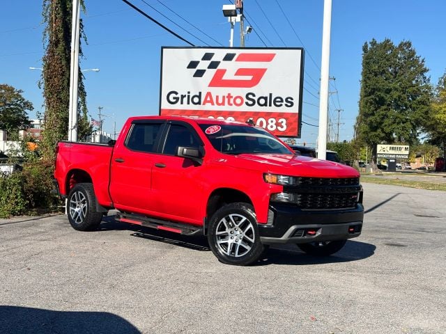 Pre-Owned 2020 Chevrolet Silverado 1500 Crew Cab Custom Trail Boss Pickup 4D 5 3/4 ft - photo - 0