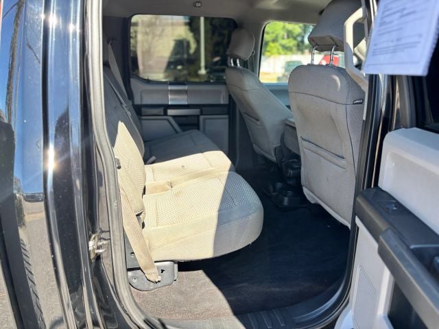 Pre-Owned 2016 Ford F150 SuperCrew Cab XLT Pickup 4D 5 1/2 ft - photo - 19
