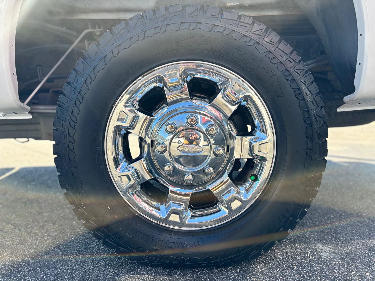 Pre-Owned 2012 FORD F250 SUPER DUTY CREW CAB LARIAT PICKUP 4D 8 FT - photo - 8