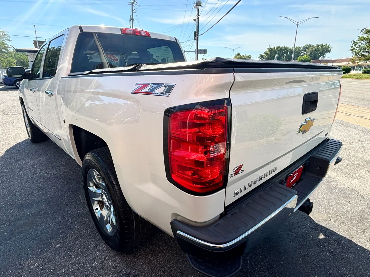 Pre-Owned 2014 CHEVROLET SILVERADO 1500 CREW CAB Z71 LTZ PICKUP 4D 5 3/4 FT - photo - 5