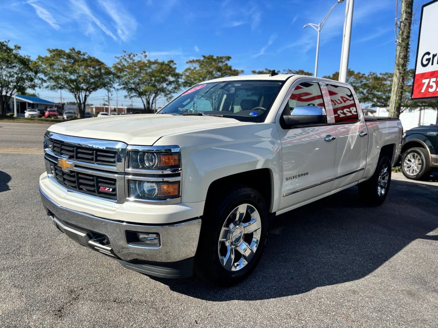 Pre-Owned 2014 CHEVROLET SILVERADO 1500 CREW CAB Z71 LTZ PICKUP 4D 5 3/4 FT - photo - 7