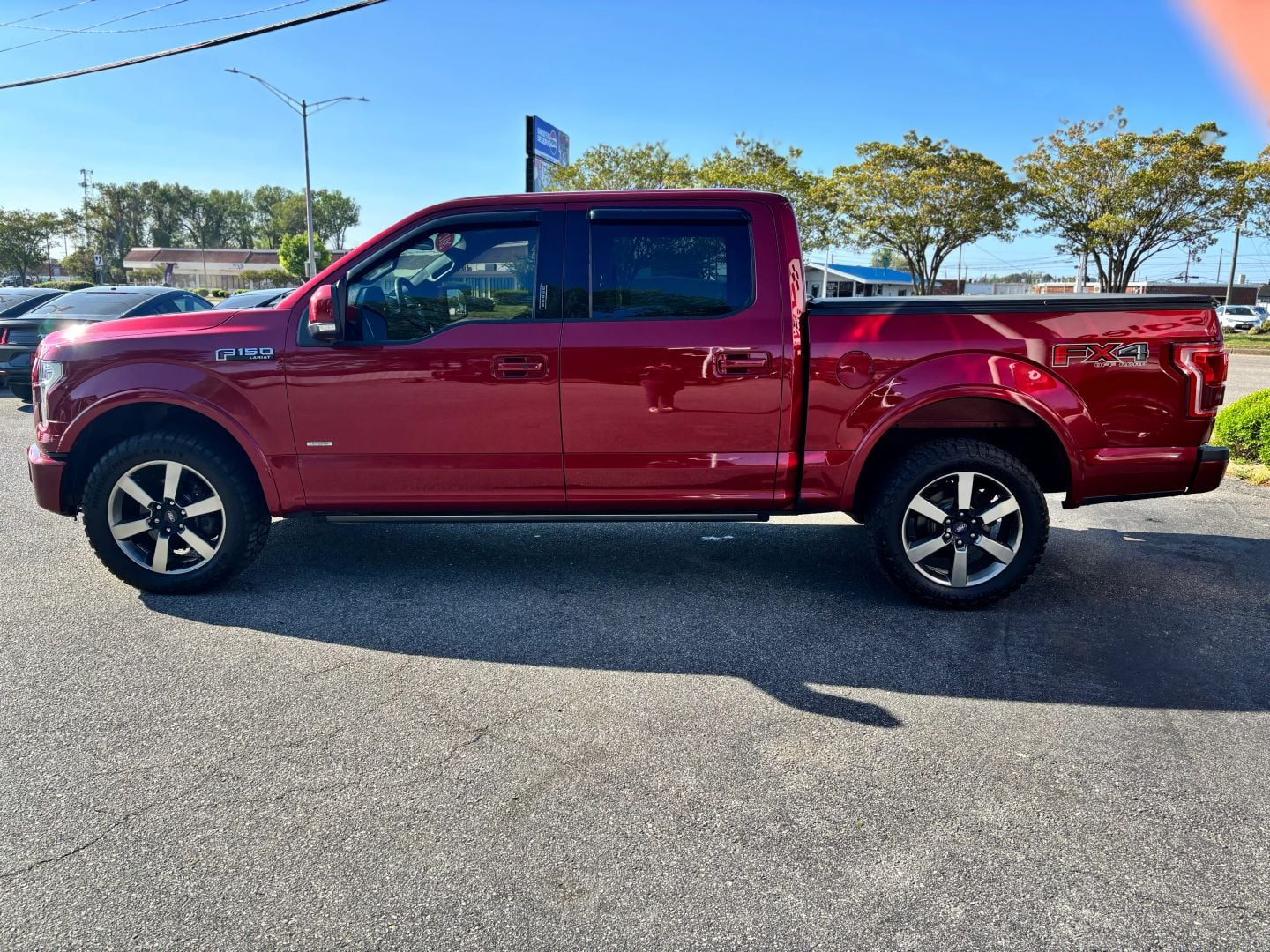 Pre-Owned 2015 FORD F150 SUPERCREW CAB LARIAT PICKUP 4D 5 1/2 FT - photo - 6