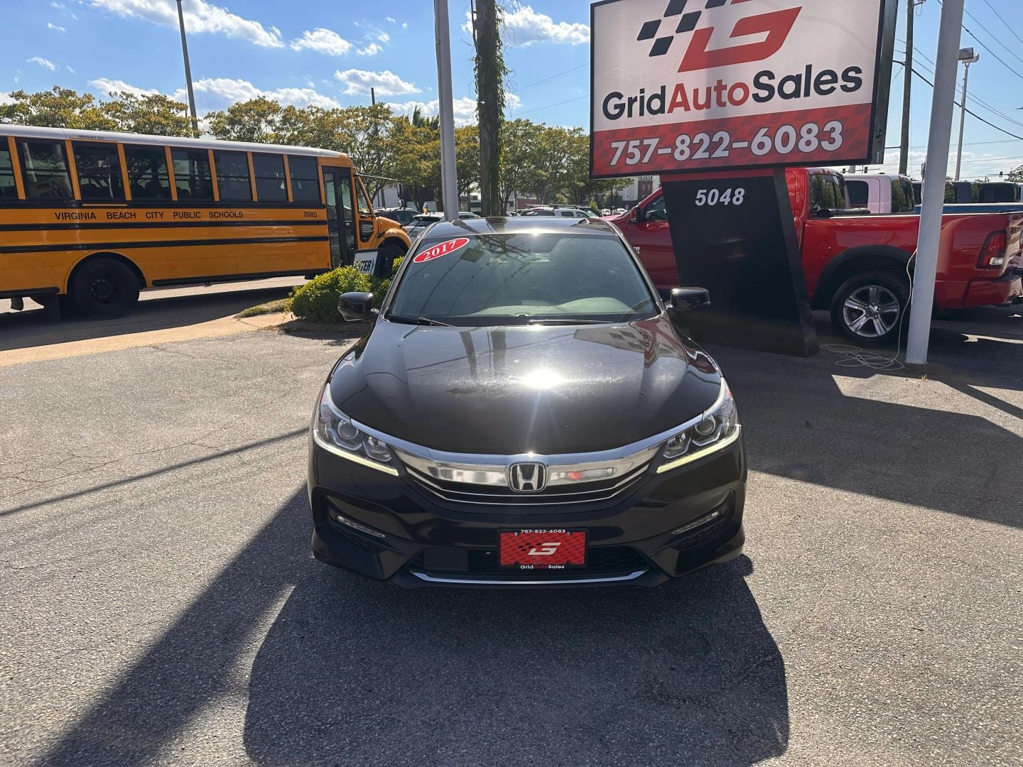 Pre-Owned 2017 HONDA ACCORD EX W/HONDA SENSING SEDAN 4D - photo - 6