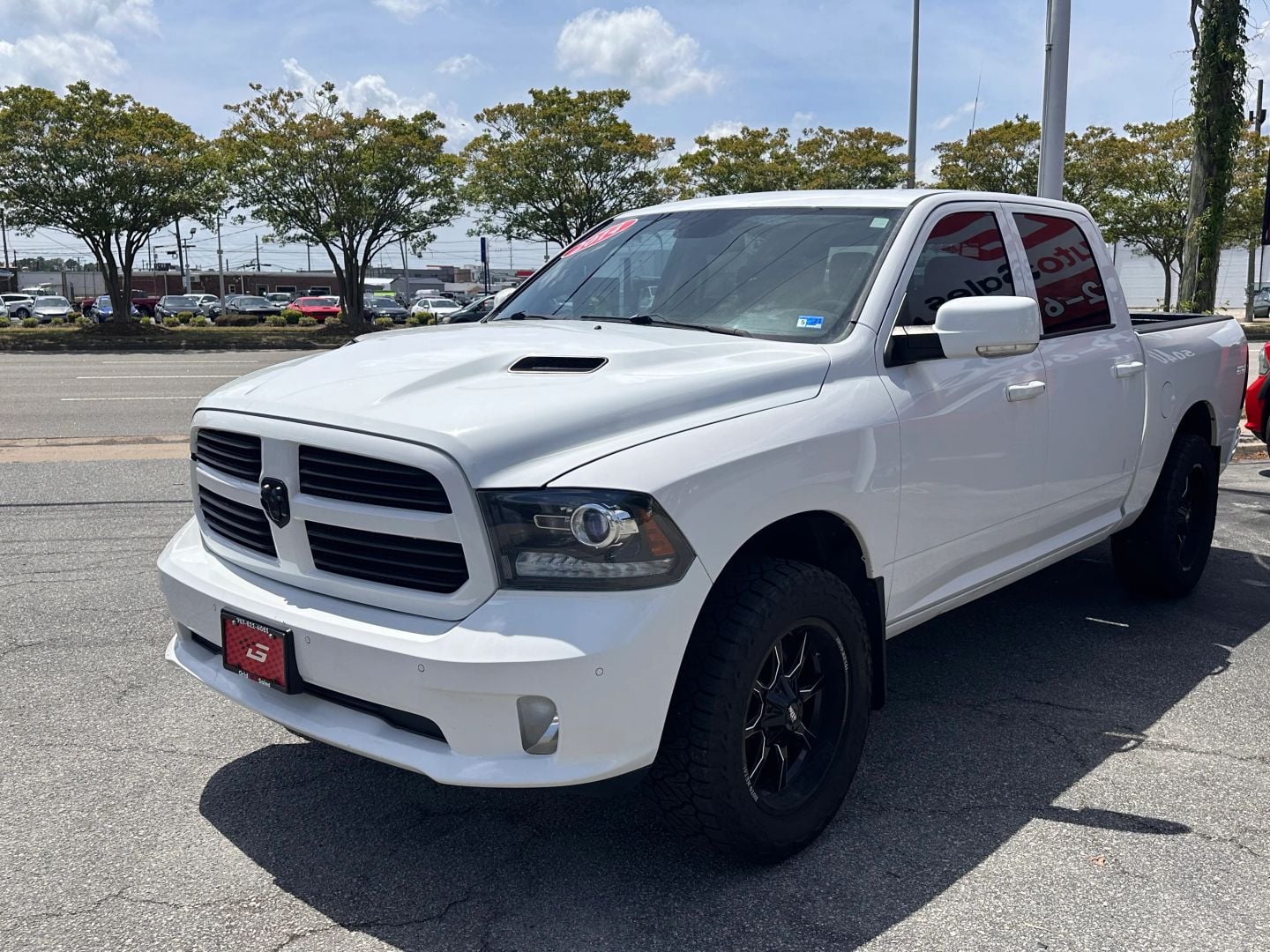 Pre-Owned 2014 RAM 1500 CREW CAB SPORT PICKUP 4D 5 1/2 FT - photo - 7