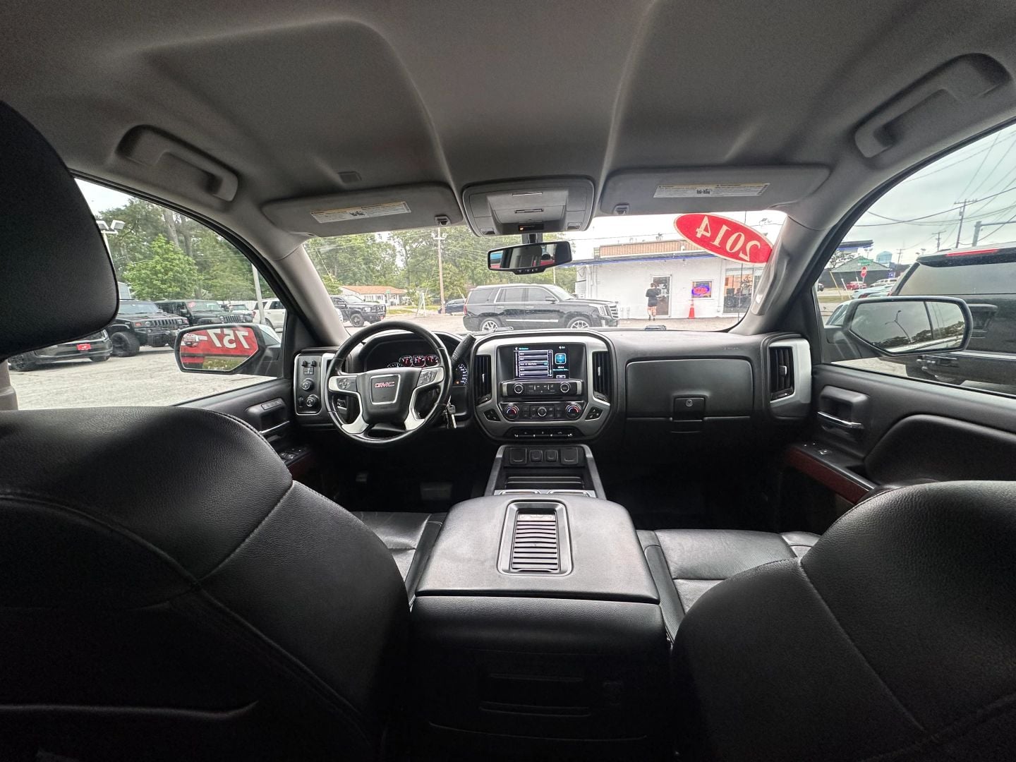 Pre-Owned 2018 GMC SIERRA 1500 CREW CAB SLT PICKUP 4D 5 3/4 FT - photo - 16
