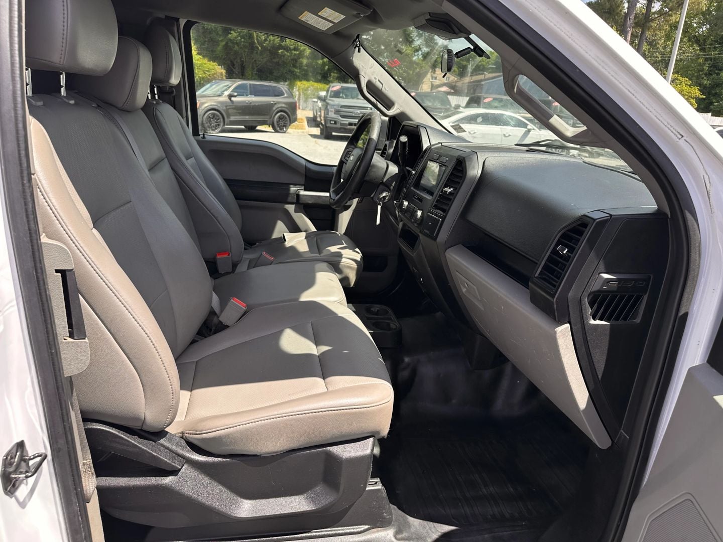 Pre-Owned 2019 FORD F150 SUPER CAB XL PICKUP 4D 6 1/2 FT - photo - 13