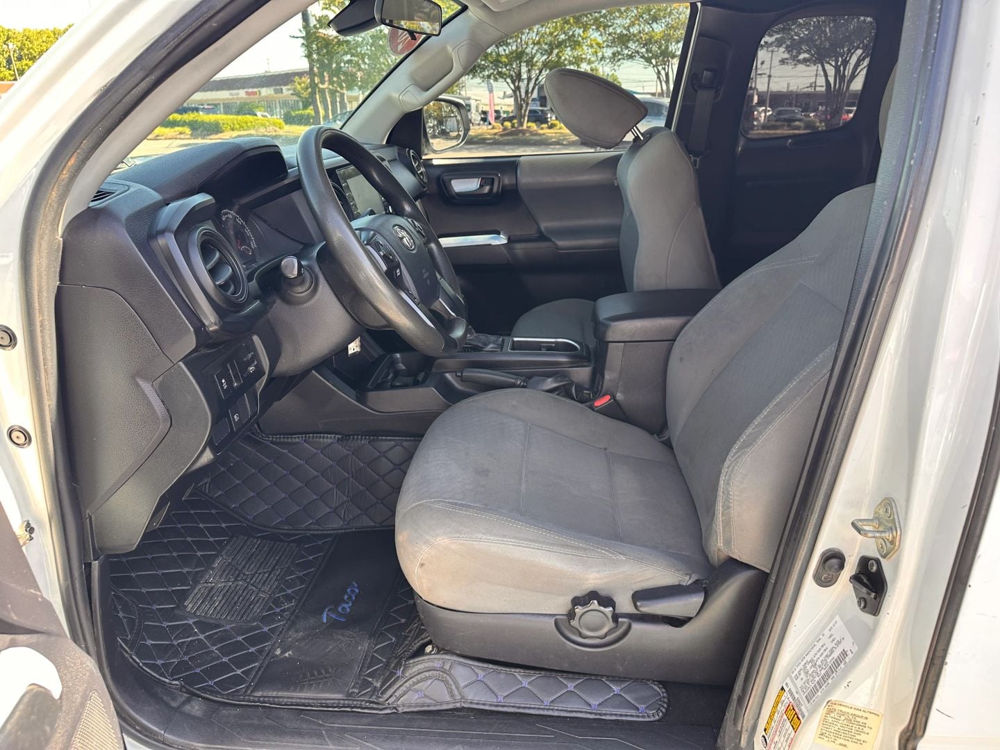Pre-Owned 2020 TOYOTA TACOMA ACCESS CAB SR PICKUP 4D 6 FT - photo - 15