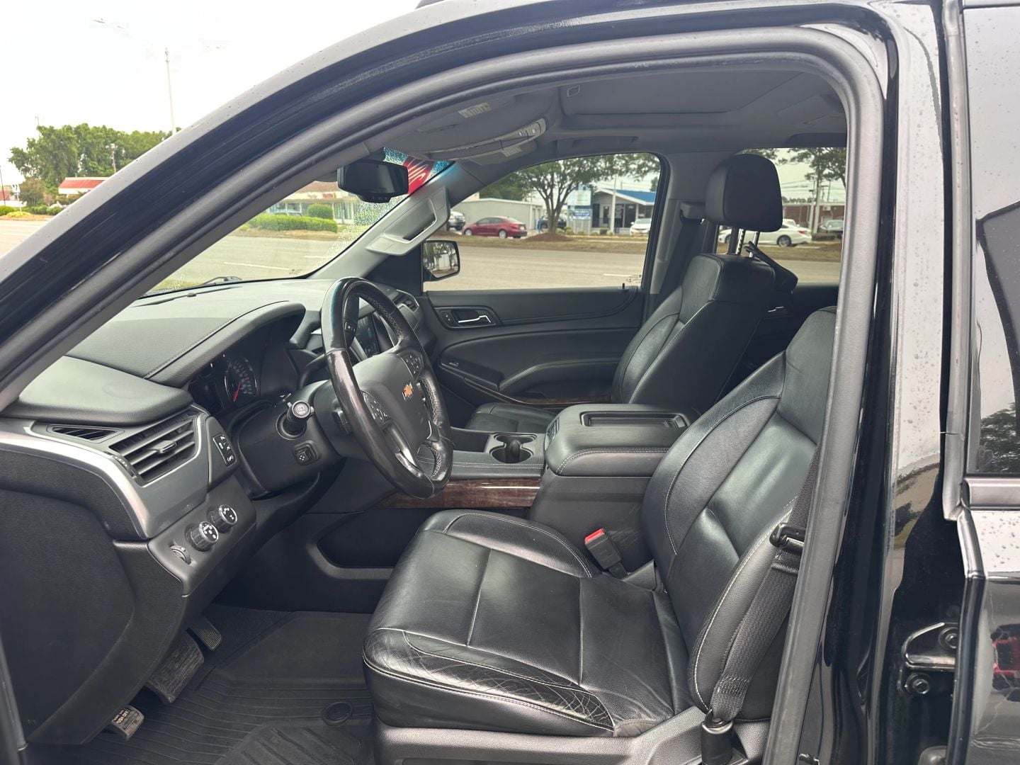 Pre-Owned 2019 CHEVROLET TAHOE LT SPORT UTILITY 4D - photo - 10