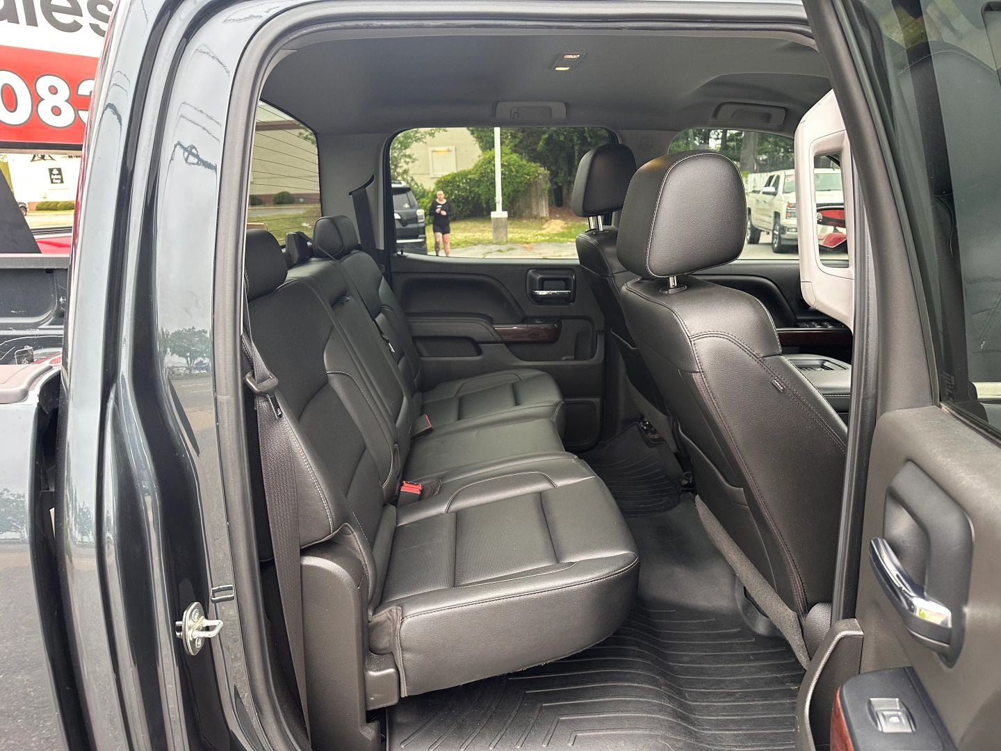 Pre-Owned 2018 GMC SIERRA 1500 CREW CAB SLT PICKUP 4D 5 3/4 FT - photo - 15