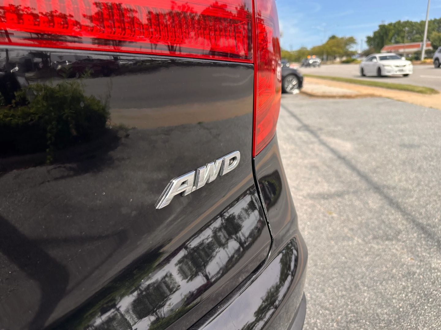 Pre-Owned 2018 HONDA PILOT EX-L SPORT UTILITY 4D - photo - 9