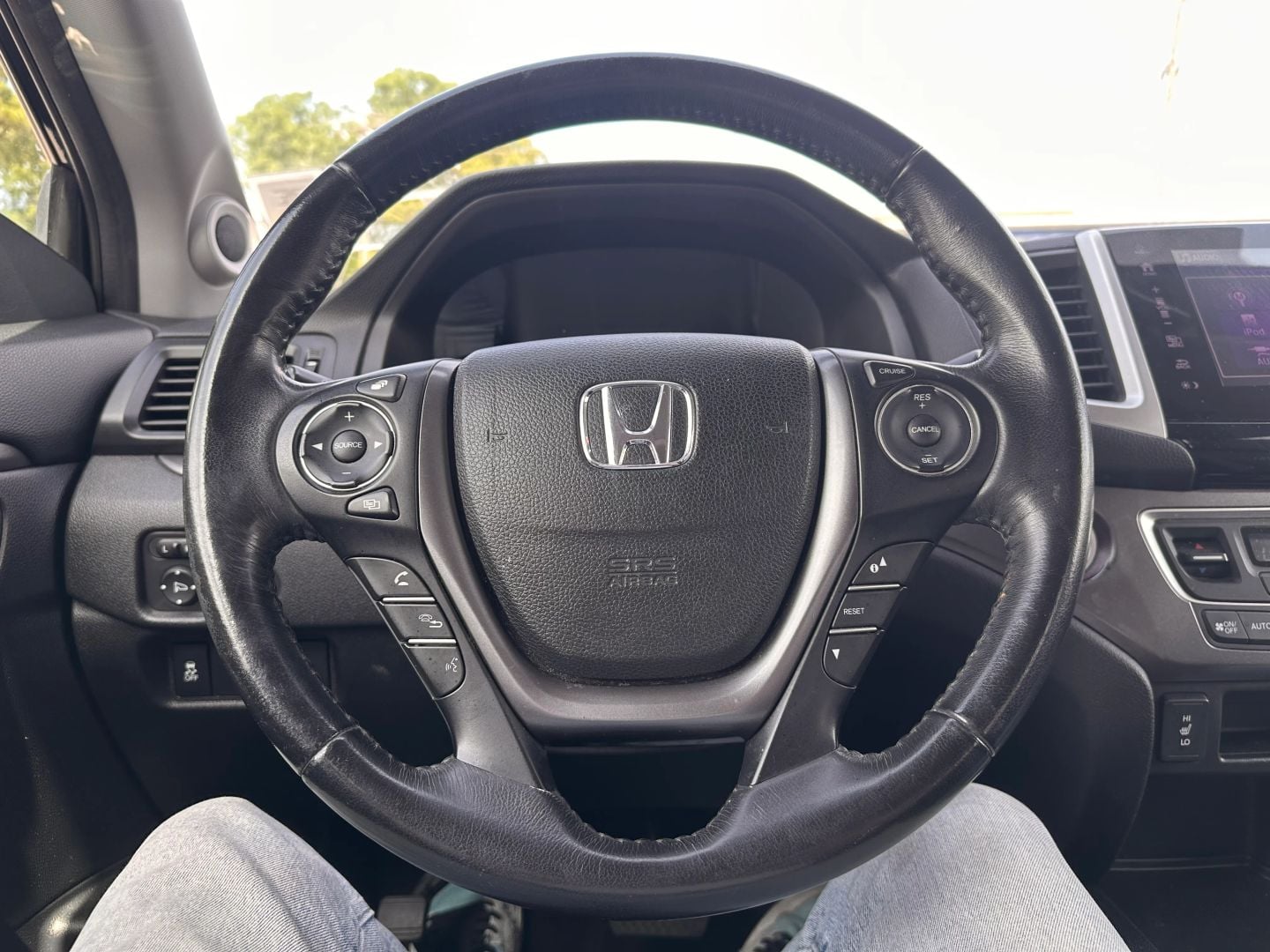 Pre-Owned 2018 HONDA PILOT EX-L SPORT UTILITY 4D - photo - 27