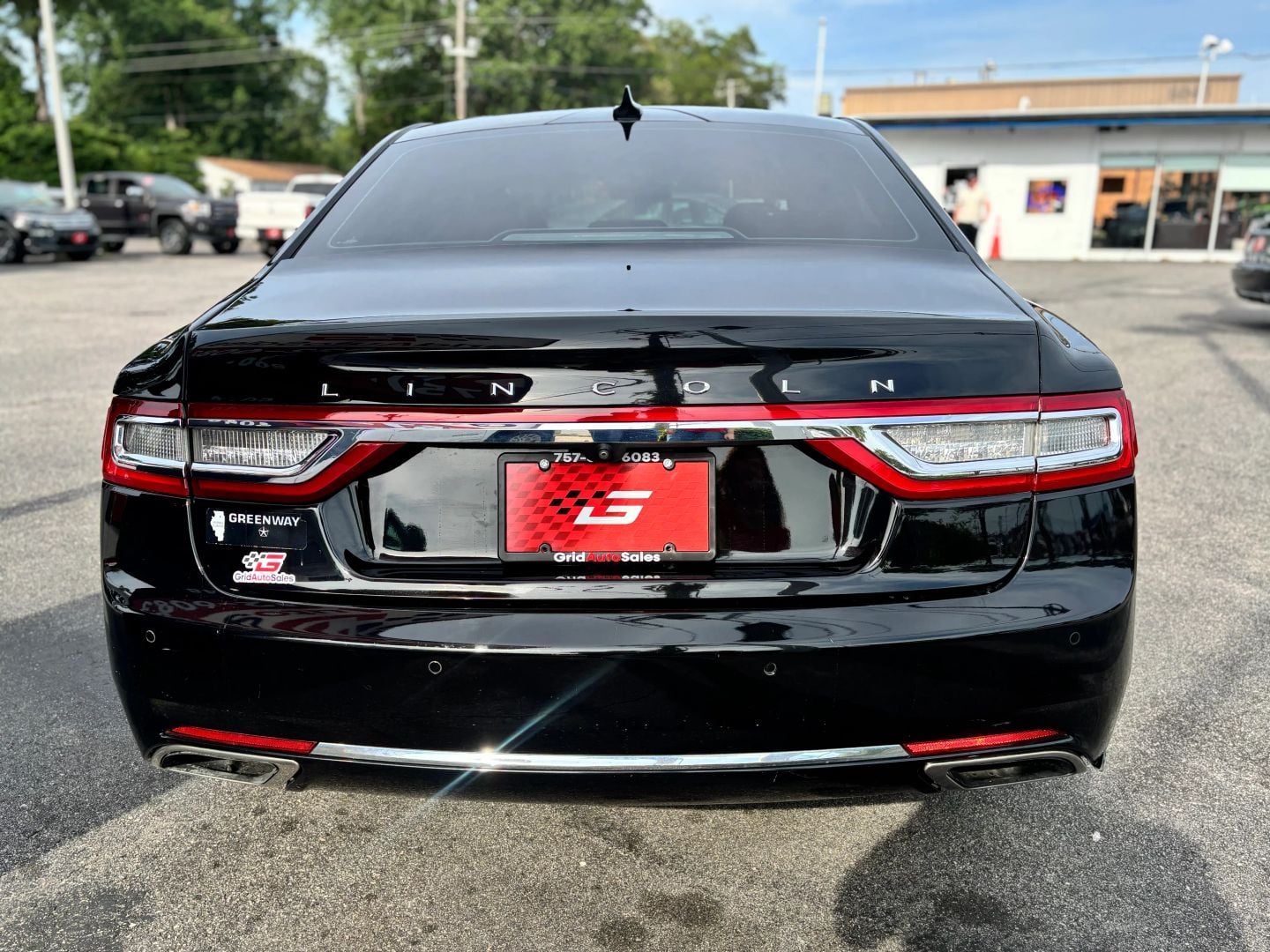 Pre-Owned 2019 LINCOLN CONTINENTAL RESERVE SEDAN 4D - photo - 3