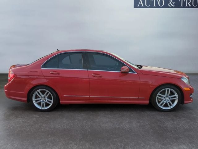 Pre-Owned 2014 Mercedes-Benz C-Class C 250 Luxury Sedan 4D - photo - 5