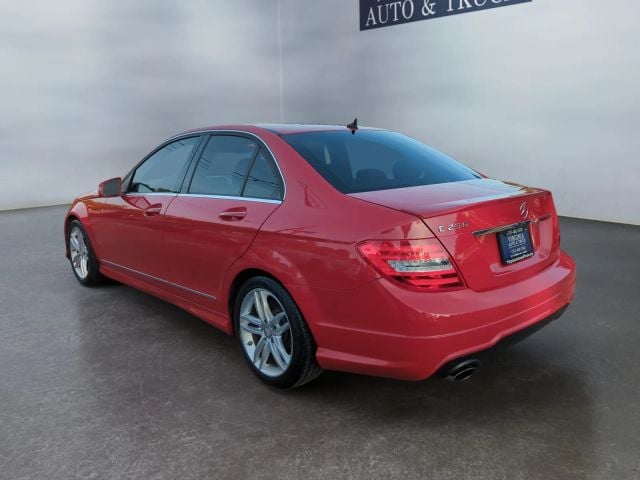 Pre-Owned 2014 Mercedes-Benz C-Class C 250 Luxury Sedan 4D - photo - 8