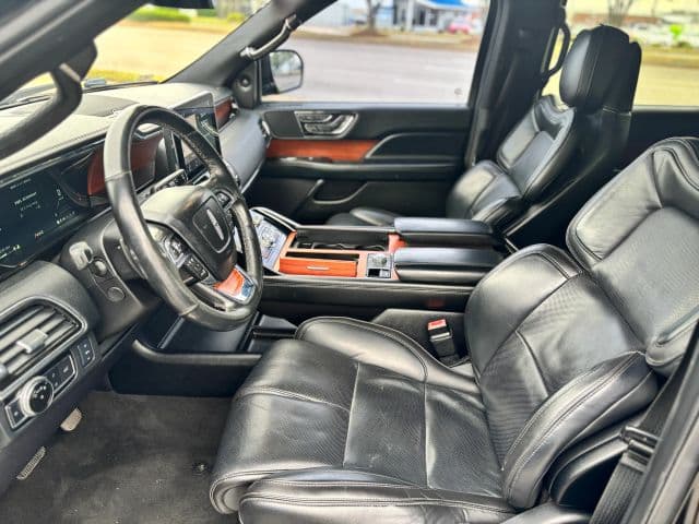 Pre-Owned 2018 Lincoln Navigator Select Sport Utility 4D - photo - 10