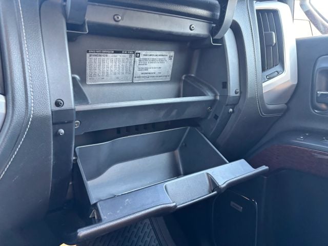 Pre-Owned 2016 GMC Sierra 1500 Crew Cab SLT Pickup 4D 5 3/4 ft - photo - 23