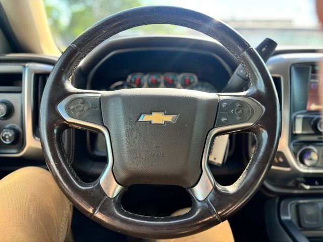 Pre-Owned 2014 Chevrolet Silverado 1500 Crew Cab Z71 LTZ Pickup 4D 5 3/4 ft - photo - 24