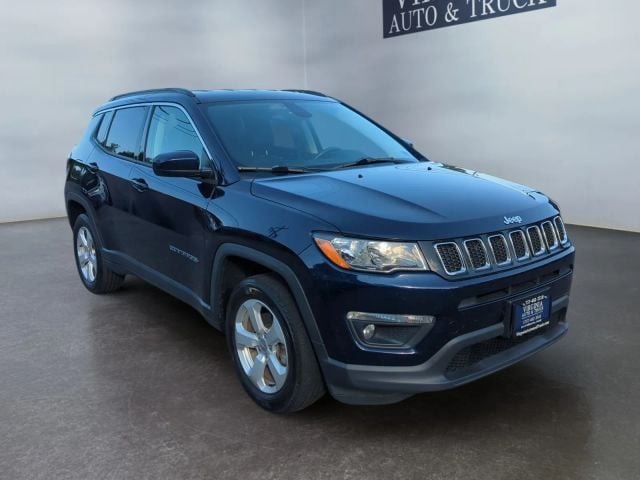 Pre-Owned 2018 Jeep Compass Latitude Sport Utility 4D - photo - 4
