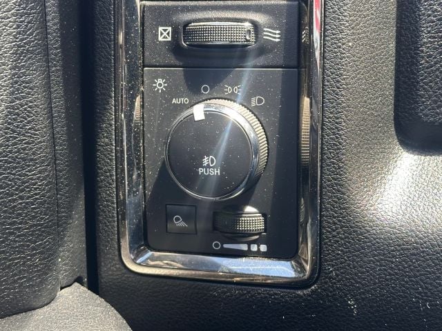 Pre-Owned 2014 Ram 1500 Crew Cab Sport Pickup 4D 5 1/2 ft - photo - 22