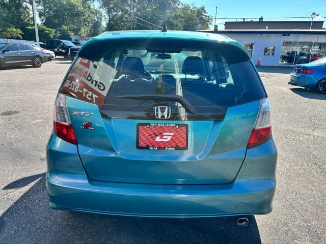 Pre-Owned 2013 Honda Fit Sport Hatchback 4D - photo - 3