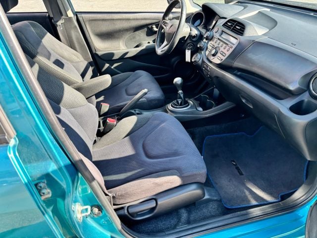 Pre-Owned 2013 Honda Fit Sport Hatchback 4D - photo - 15