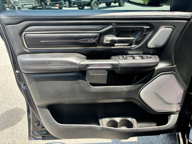 Pre-Owned 2021 Ram 1500 Crew Cab Limited Pickup 4D 5 1/2 ft - photo - 12