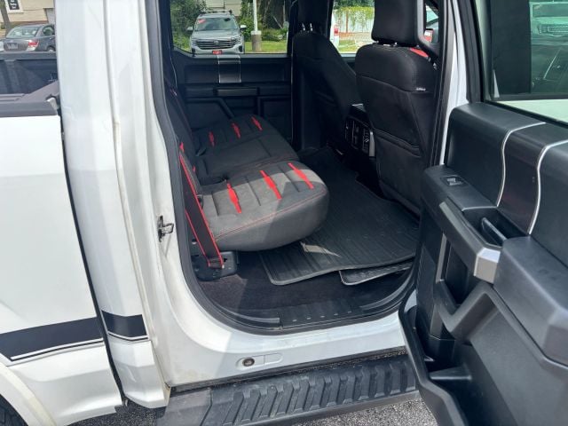 Pre-Owned 2016 Ford F150 SuperCrew Cab XLT Pickup 4D 5 1/2 ft - photo - 17