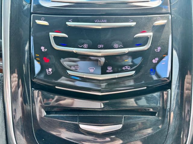 Pre-Owned 2018 Cadillac Escalade ESV Premium Luxury Sport Utility 4D - photo - 24