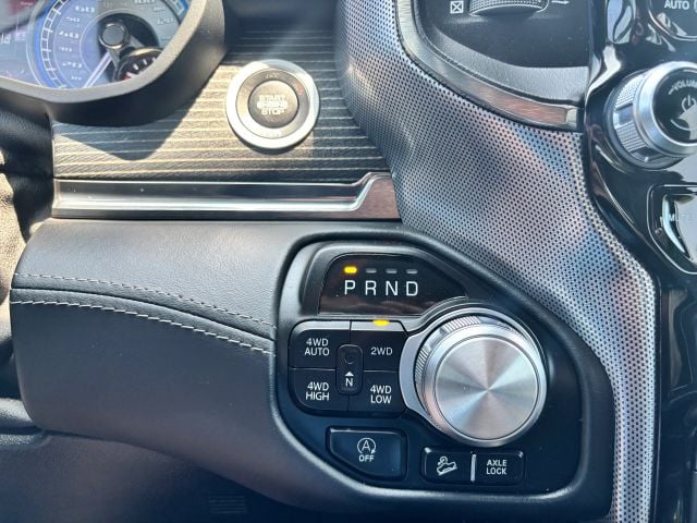 Pre-Owned 2021 Ram 1500 Crew Cab Limited Pickup 4D 5 1/2 ft - photo - 24