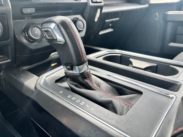 Pre-Owned 2016 Ford F150 SuperCrew Cab XLT Pickup 4D 5 1/2 ft - photo - 23