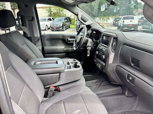 Pre-Owned 2020 Chevrolet Silverado 1500 Crew Cab Custom Trail Boss Pickup 4D 5 3/4 ft - photo - 16
